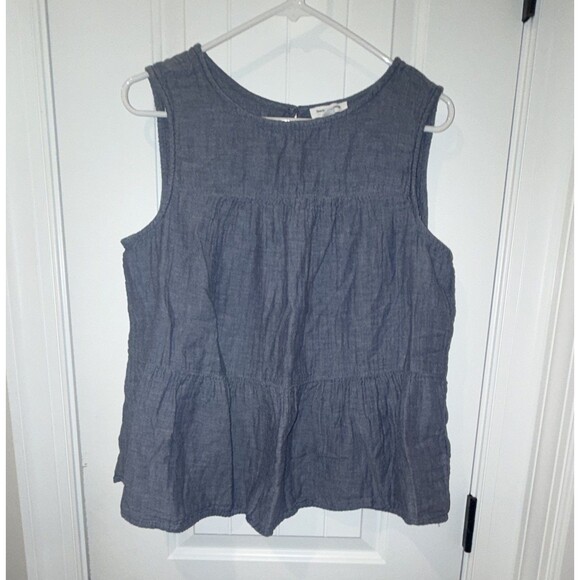 beachlunchlounge Tops - beachlunchlounge Womens L/G Blue Chambray Cotton Top Sleeveless Round Neck